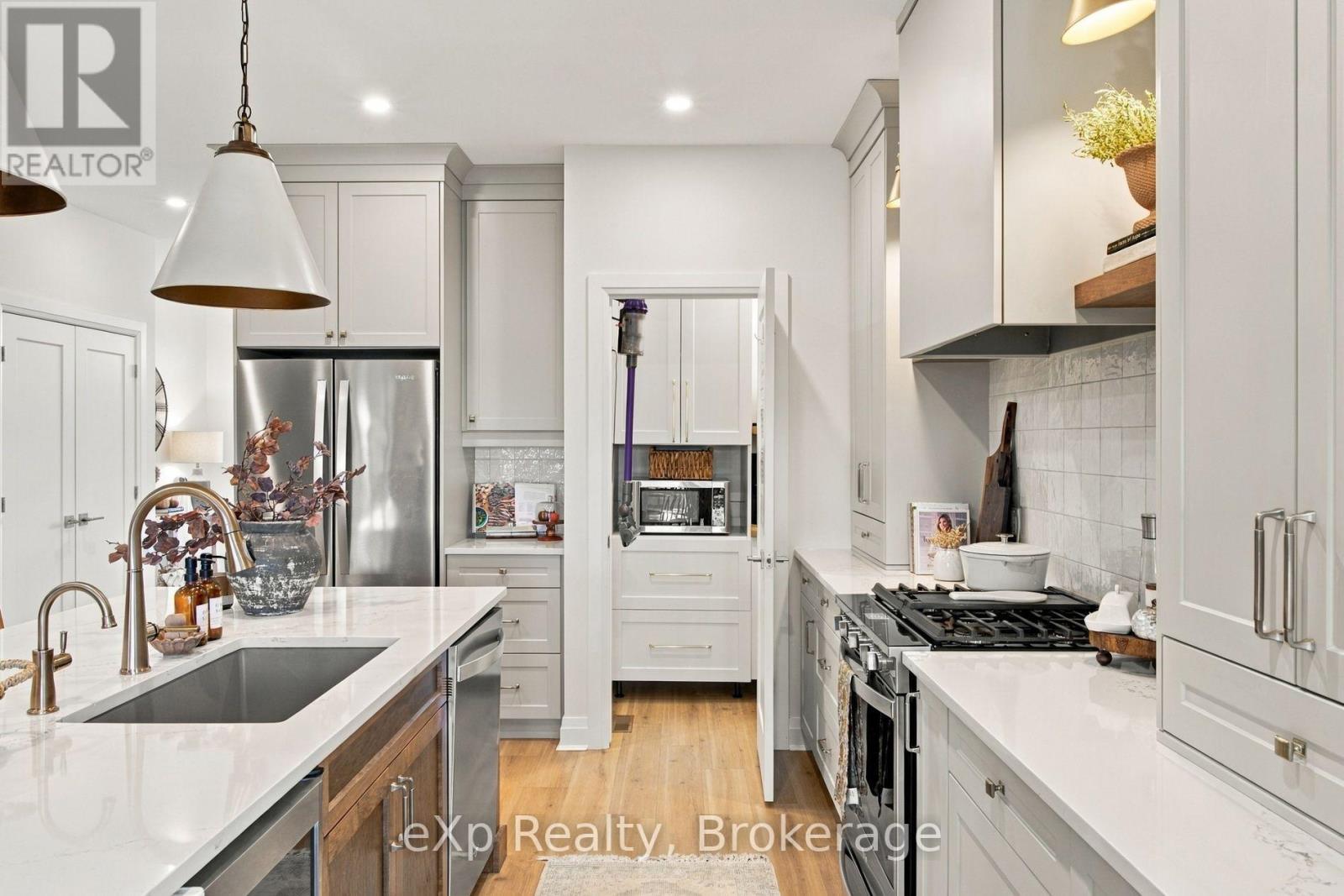 160 Orr Street, Stratford, Ontario  N5A 2K1 - Photo 11 - X13870224