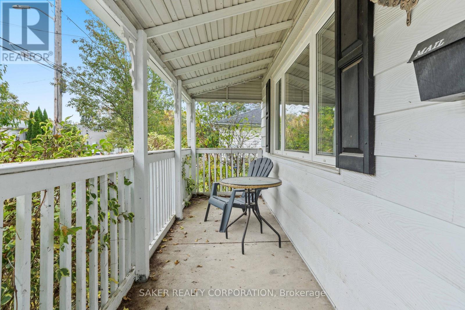 119 Clarence Street, London East, Ontario  N6B 2J3 - Photo 2 - X14090986