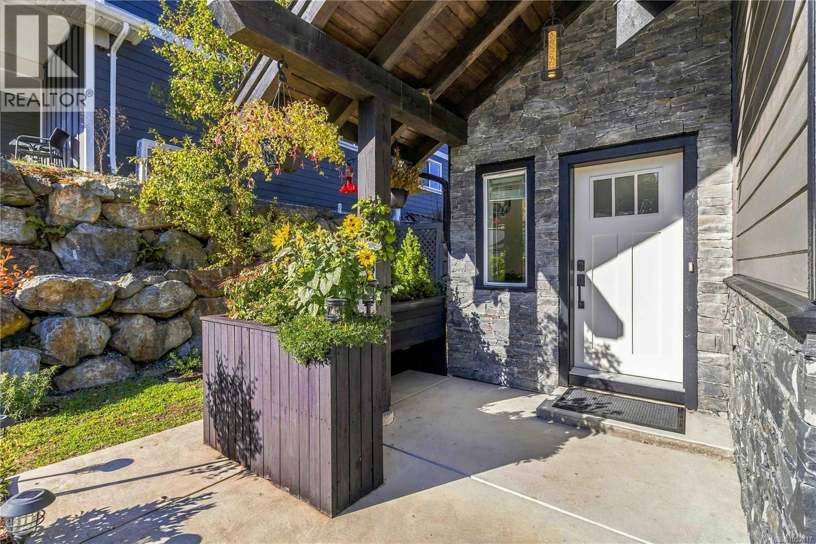 6908 Blanchard Rd, Sooke, British Columbia  V9Z 1P2 - Photo 3 - 1052417