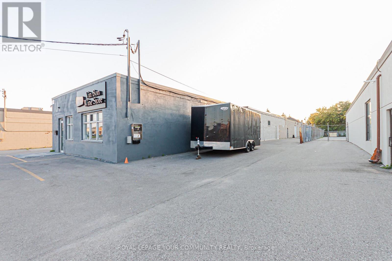 3 - 74 CROCKFORD BOULEVARD, Toronto, Ontario