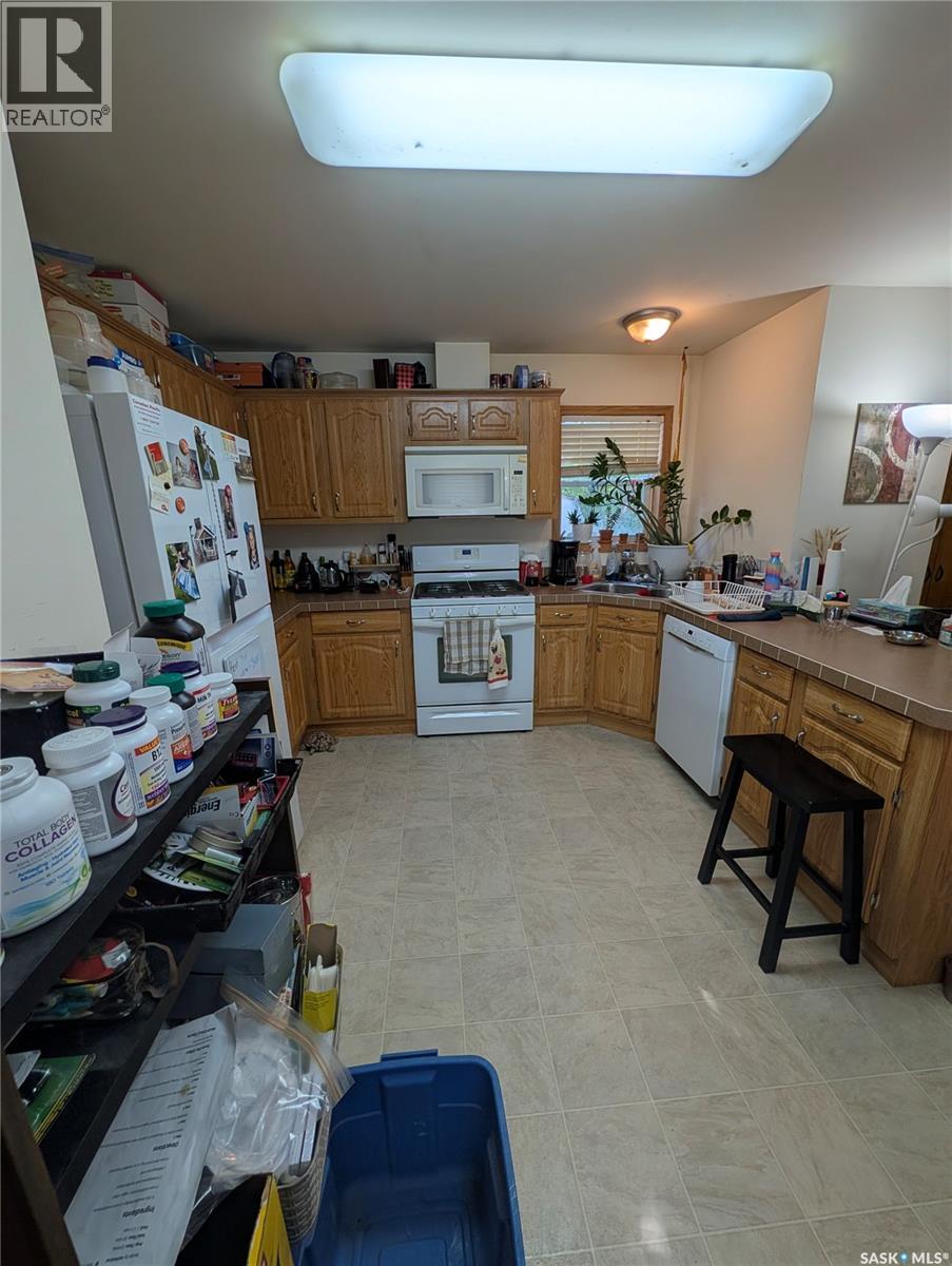 B24 1295 9th Avenue Ne, Moose Jaw, Saskatchewan  S6J 1C6 - Photo 8 - SK051368