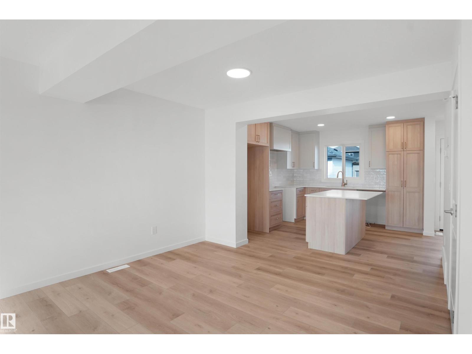 82 Juniper WD