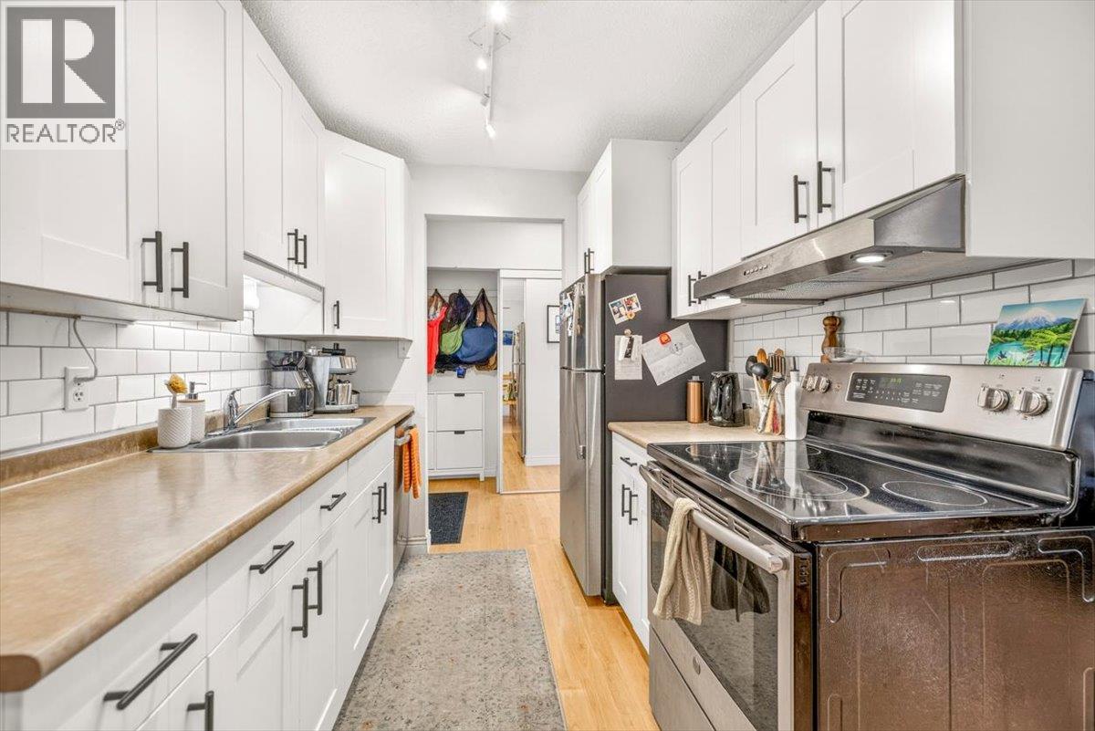 30 RIDGEMONT Avenue Unit# 204