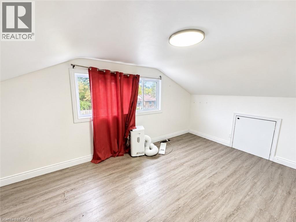 84 Weber Street S, Waterloo, Ontario  N2J 1Z9 - Photo 8 - 40868239