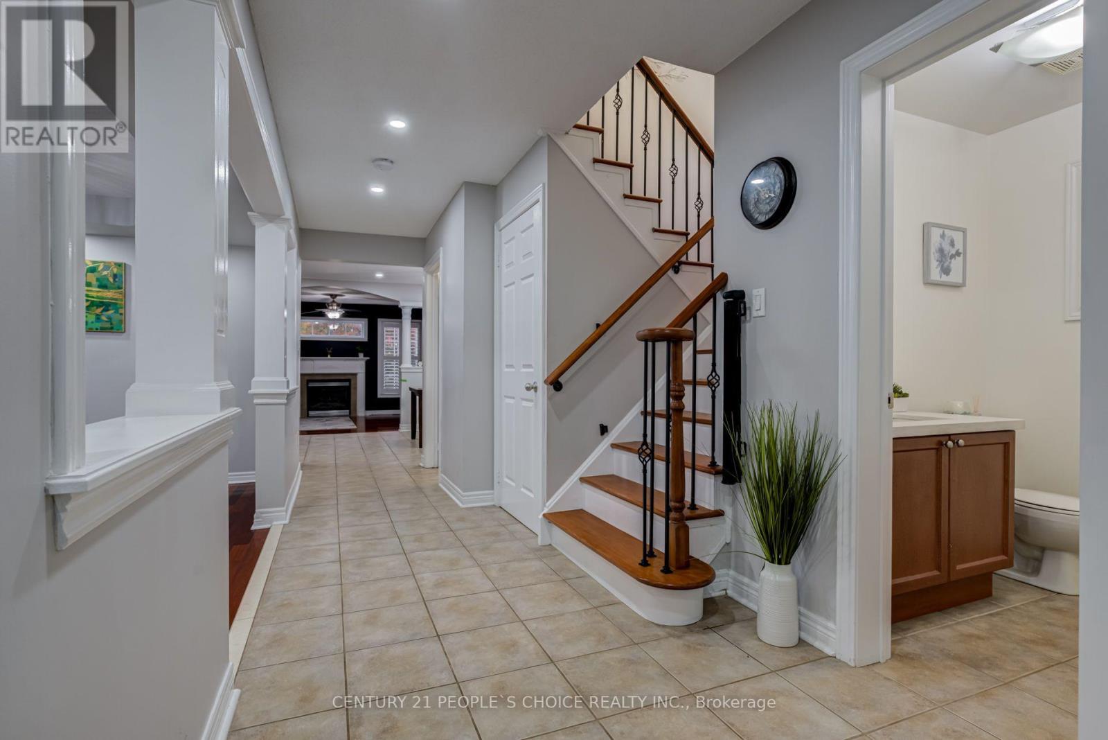 11 Searell Avenue, Ajax, Ontario  L1T 4Z6 - Photo 10 - E14091040