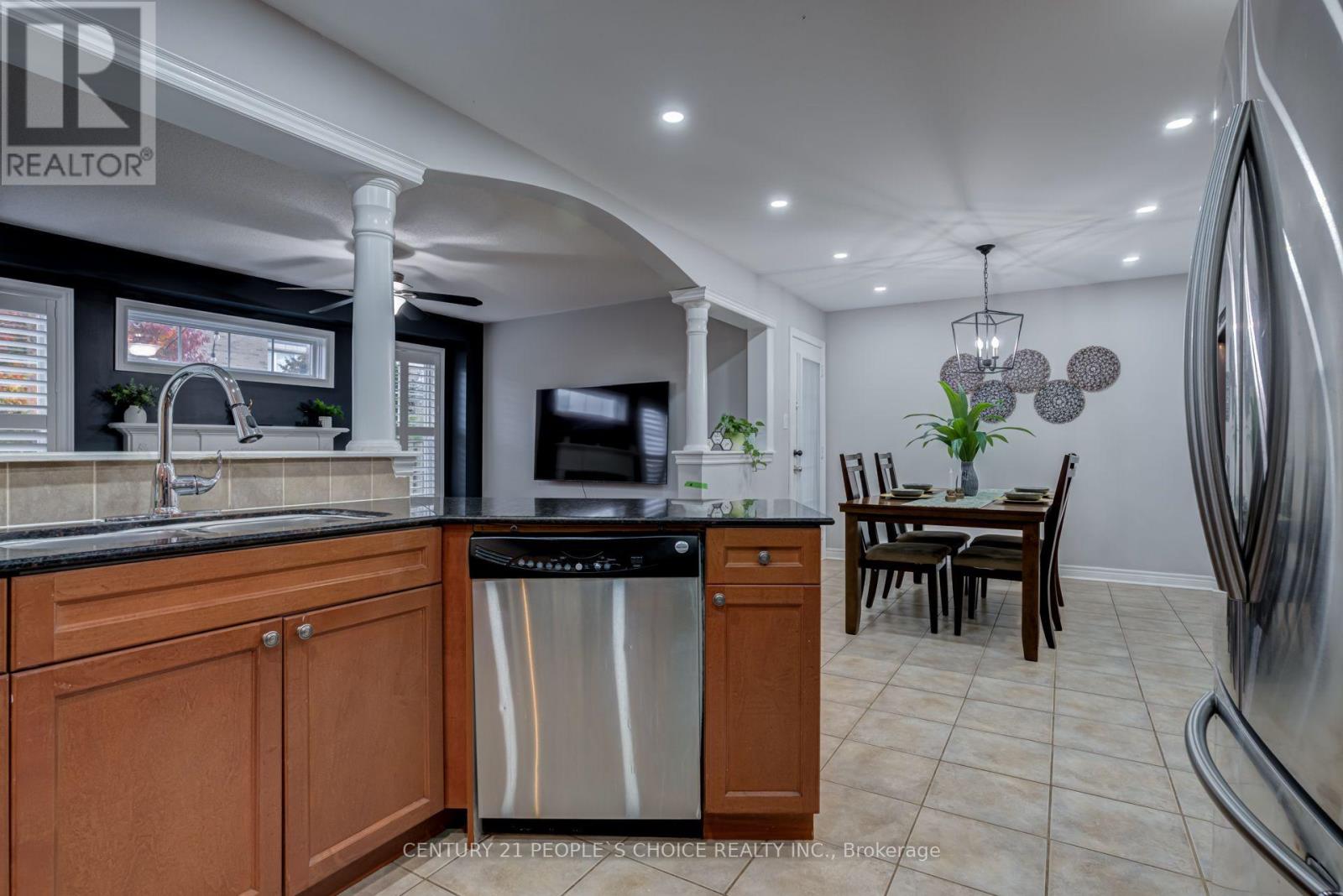11 Searell Avenue, Ajax, Ontario  L1T 4Z6 - Photo 17 - E14091040
