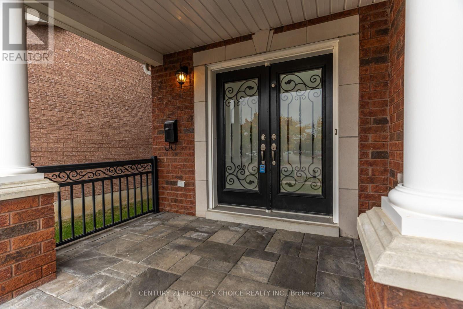 11 Searell Avenue, Ajax, Ontario  L1T 4Z6 - Photo 6 - E14091040