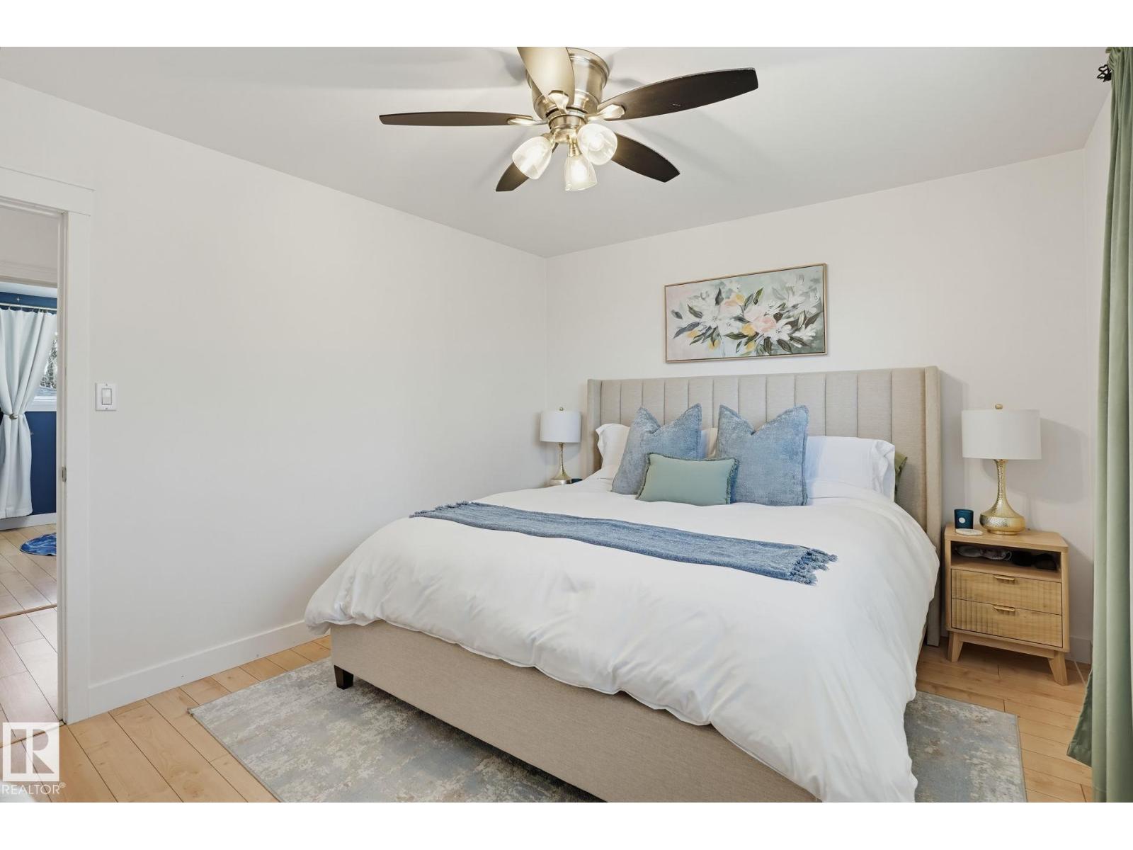13547 90 ST NW