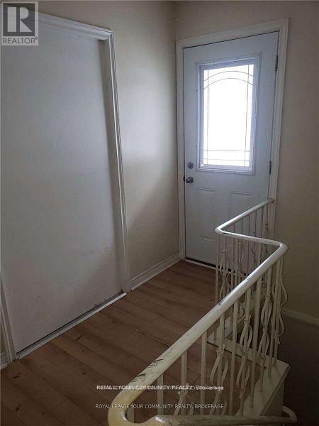 69 Samson Crescent, Toronto, Ontario  M1G 1N2 - Photo 3 - E13518826