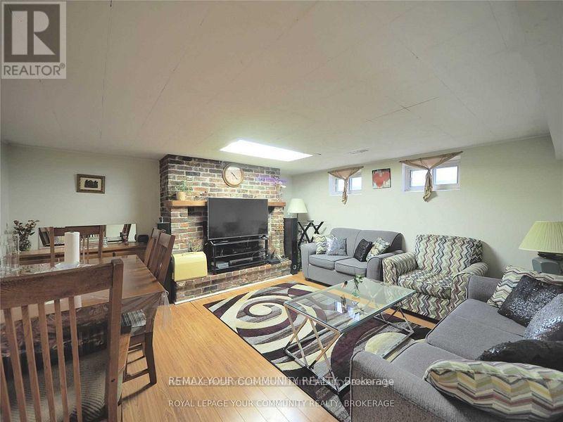 69 Samson Crescent, Toronto, Ontario  M1G 1N2 - Photo 7 - E13518826