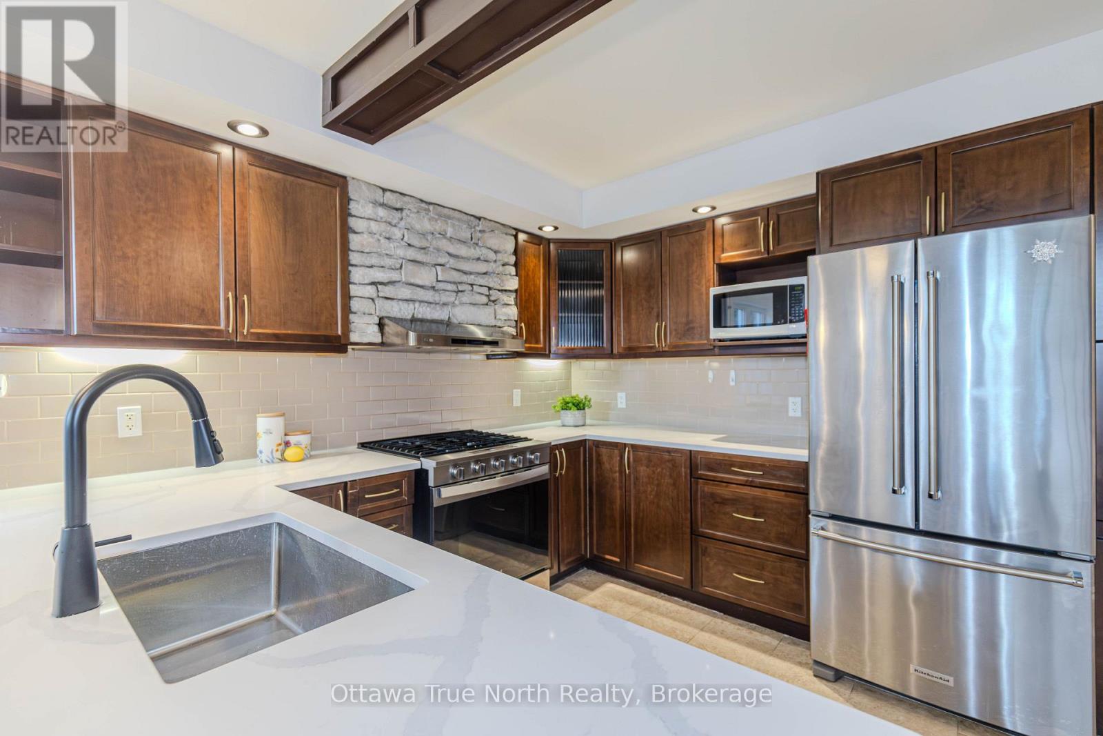 83 Leacock Drive, Ottawa, Ontario  K2K 1S5 - Photo 14 - X13832896