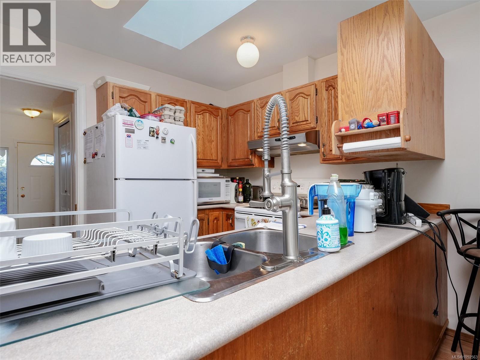 595 Delora Dr