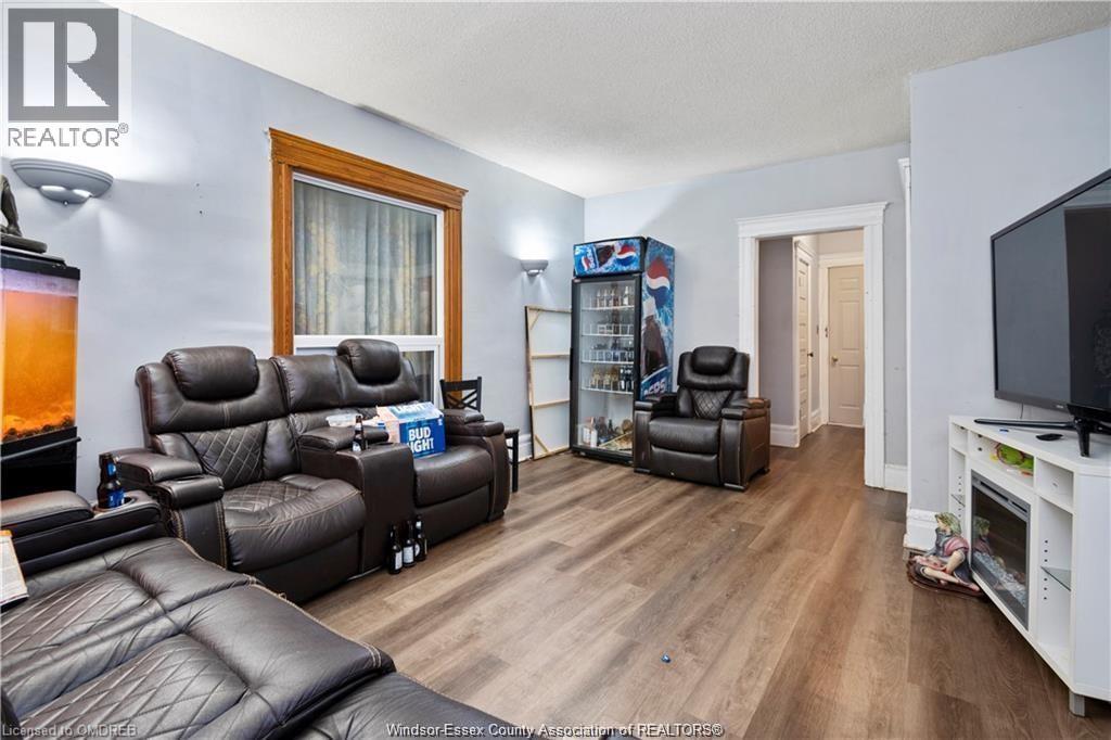 39 Russell Street, Leamington, Ontario  N8H 1V1 - Photo 14 - 26025516