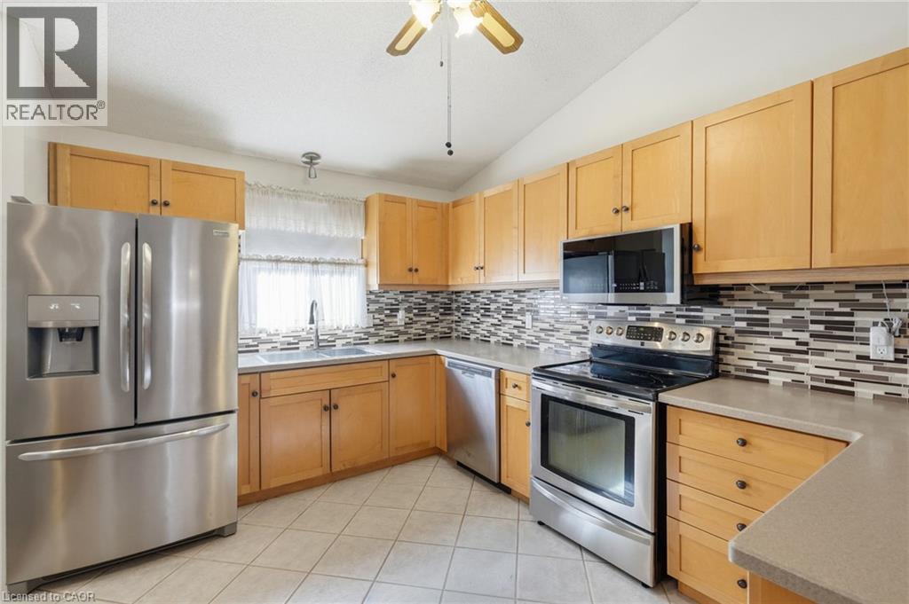 102 Cove Crescent, Stoney Creek, Ontario  L8E 5A1 - Photo 9 - 40865642