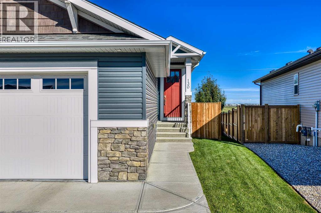130 Drake Landing Gardens, Okotoks, Alberta  T1S 0P9 - Photo 2 - A2352804