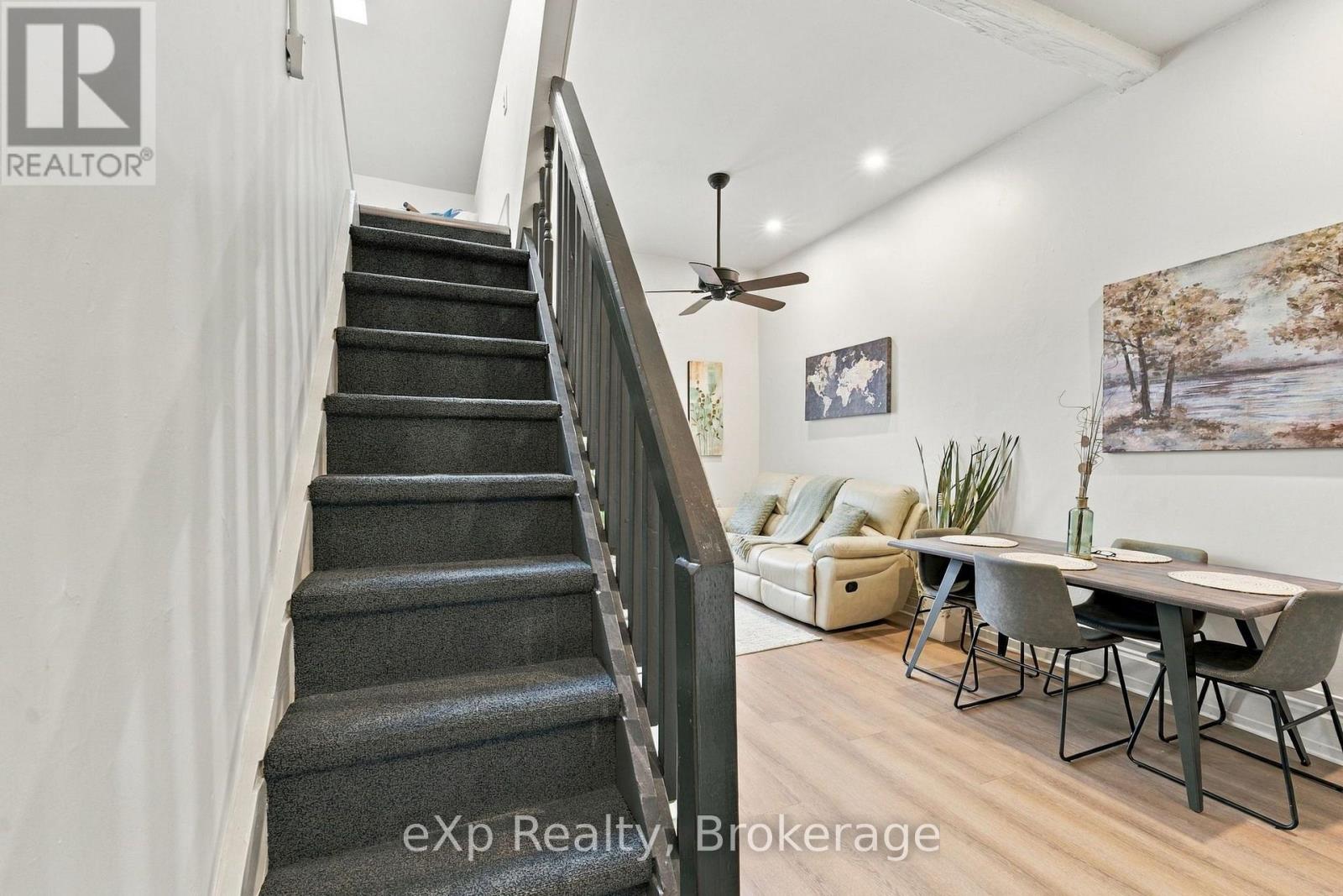 2 - 94 WELLINGTON STREET, stratford, Ontario