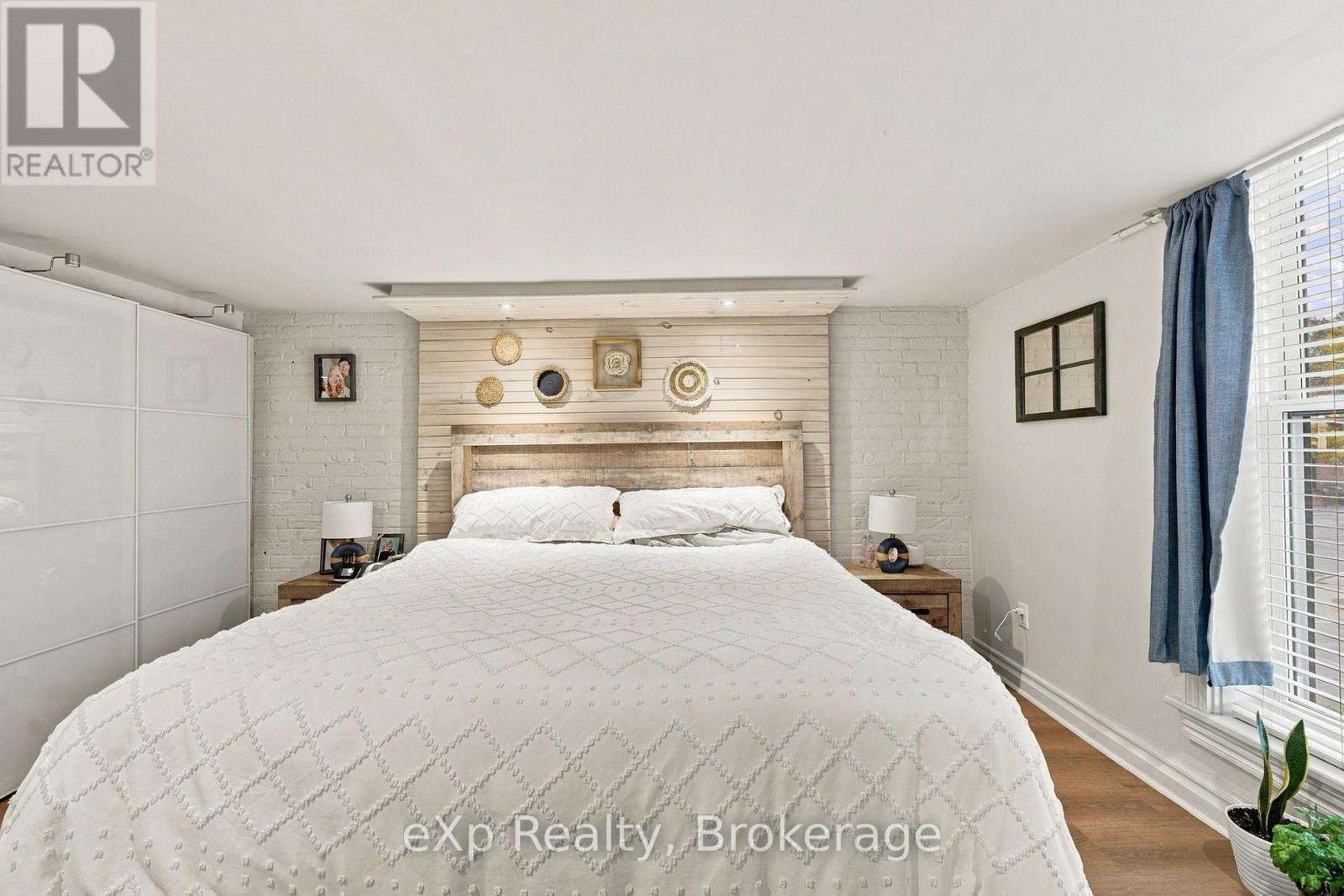2 - 94 Wellington Street, Stratford, Ontario  N5A 2L2 - Photo 17 - X14091100