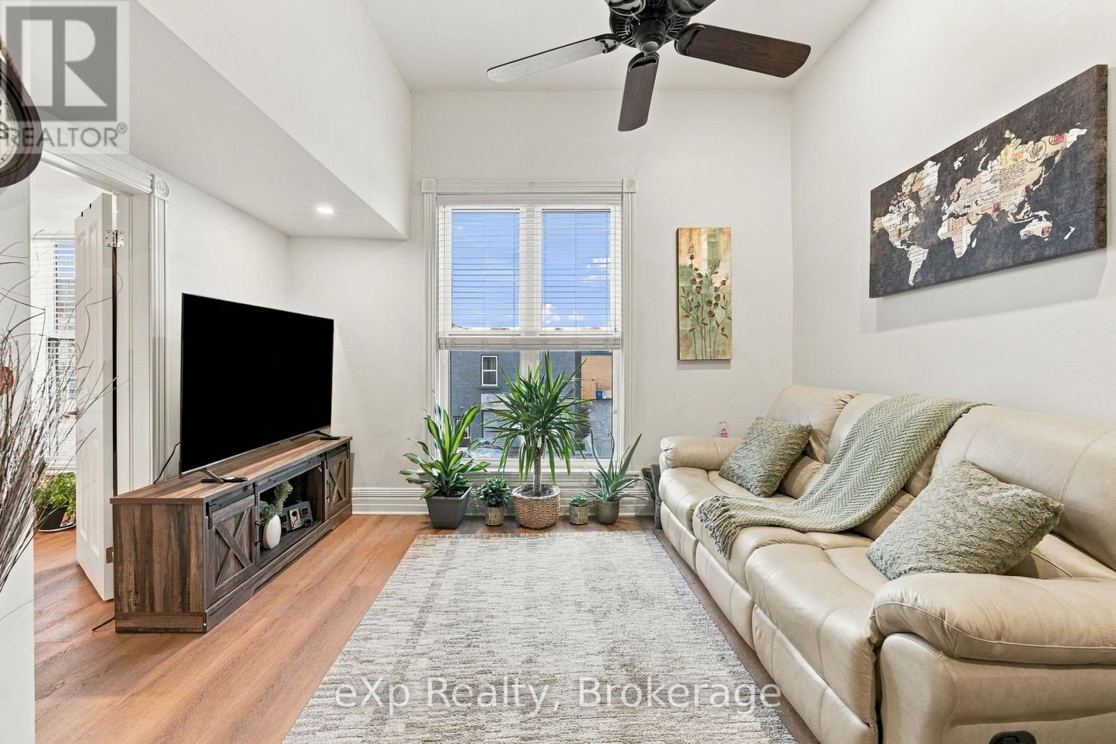 2 - 94 Wellington Street, Stratford, Ontario  N5A 2L2 - Photo 4 - X14091100
