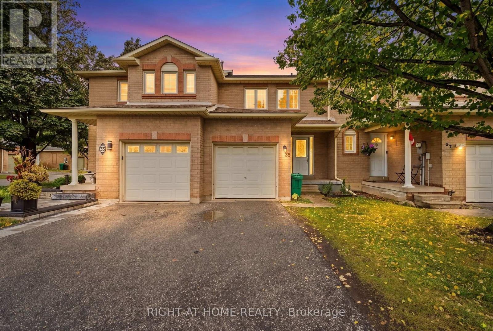 21 - 35 CHIPSTEAD AVENUE, Brampton, Ontario