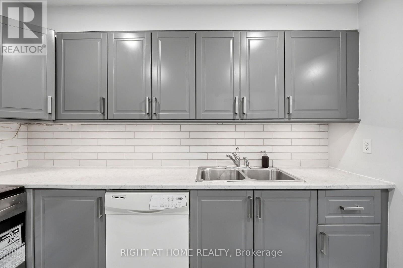 21 - 35 Chipstead Avenue, Brampton, Ontario  L6X 4G9 - Photo 9 - W14091098