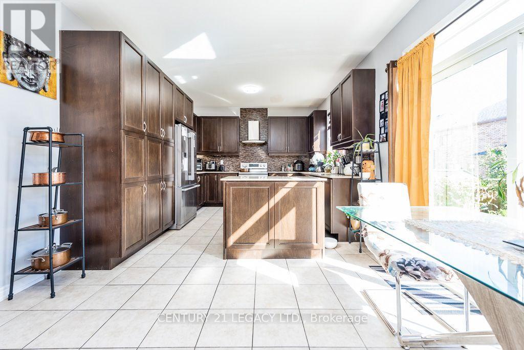 36 Monument Trail, Brampton, Ontario  L7A 4M9 - Photo 19 - W14091102