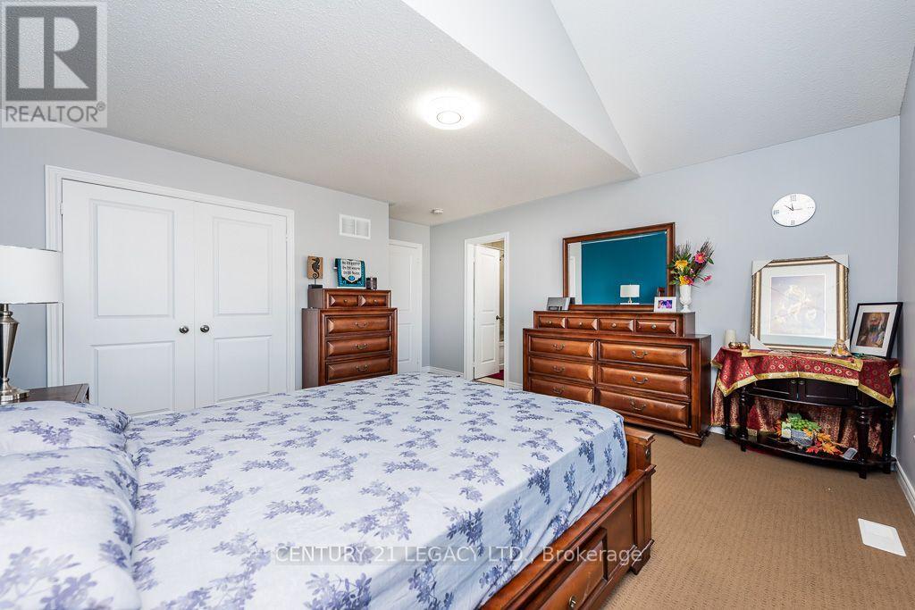 36 Monument Trail, Brampton, Ontario  L7A 4M9 - Photo 35 - W14091102