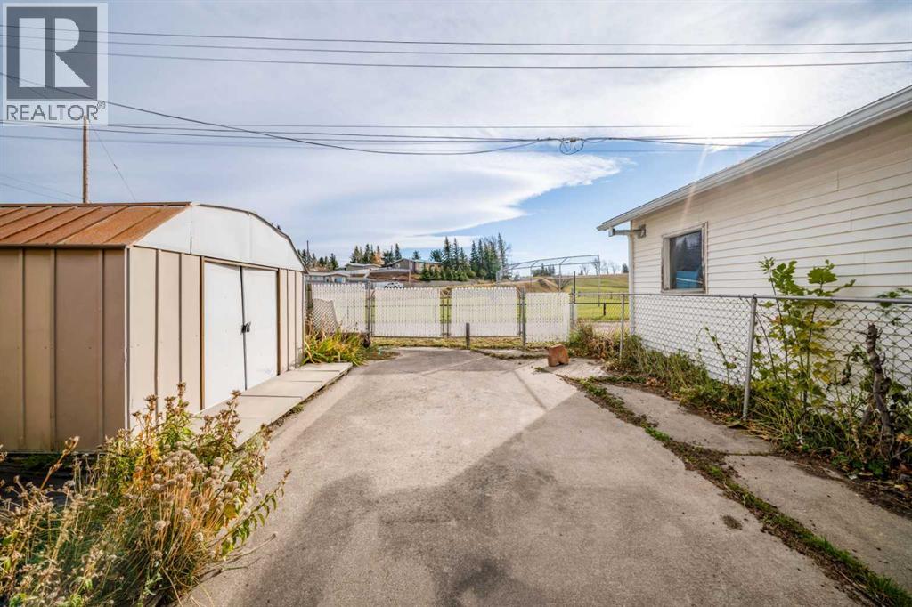 972 Poplar Avenue