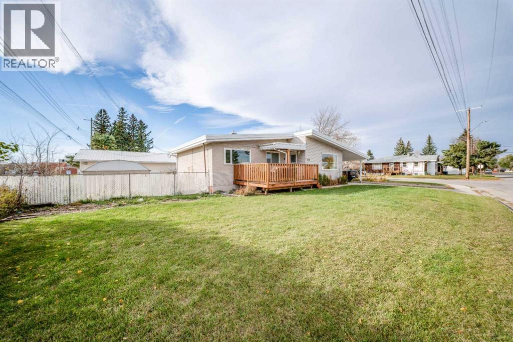 972 Poplar Avenue