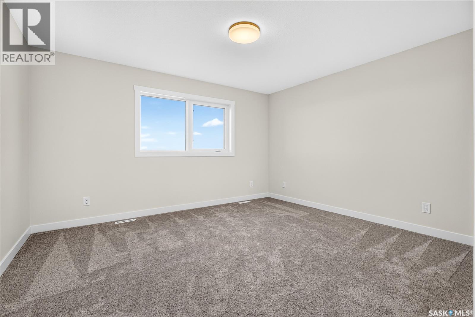 1056 West Park Boulevard, Moose Jaw, Saskatchewan  S6J 0E6 - Photo 33 - SK038535