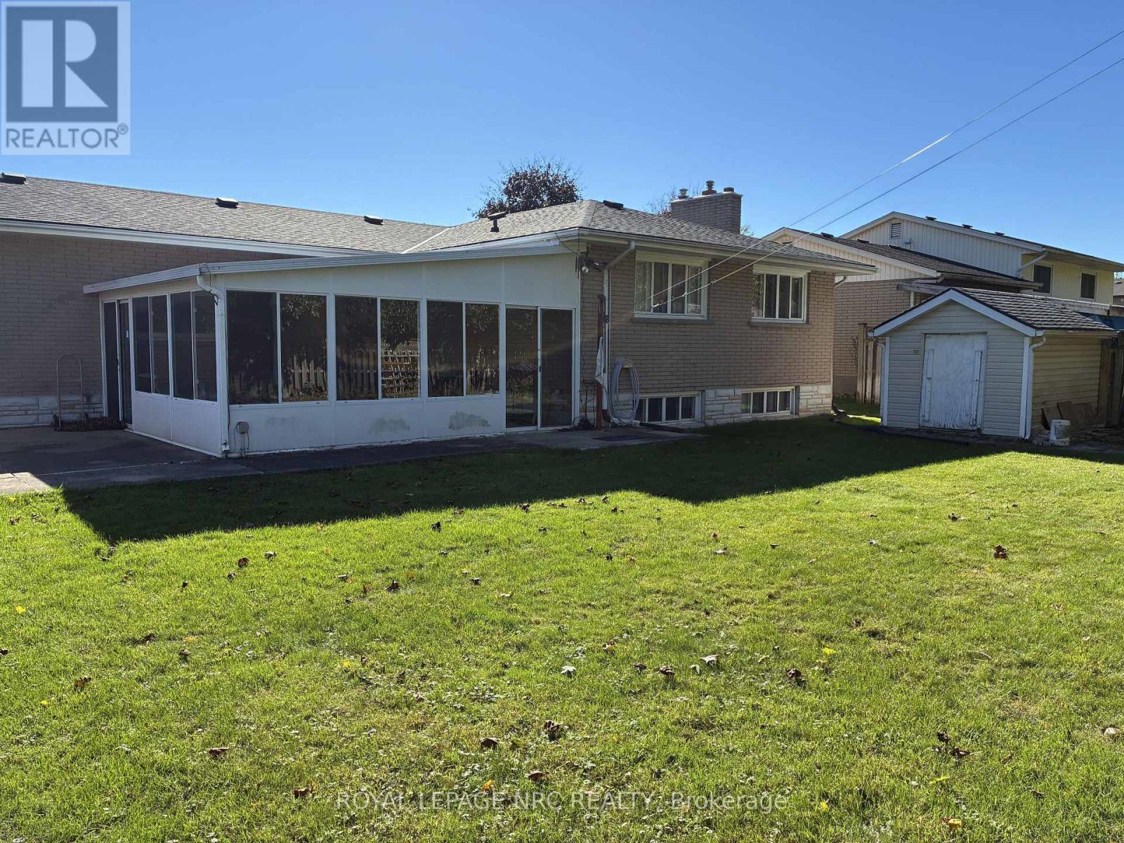 6725 Randy Drive, Niagara Falls, Ontario  L2E 5N3 - Photo 3 - X14091124