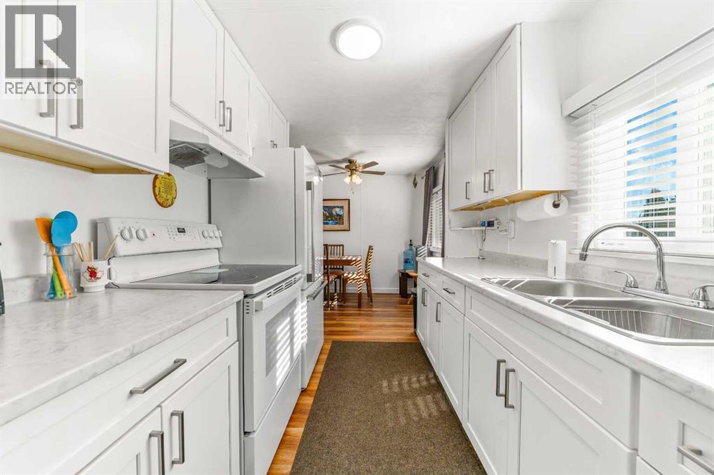 64, 2248 Southview Drive SE