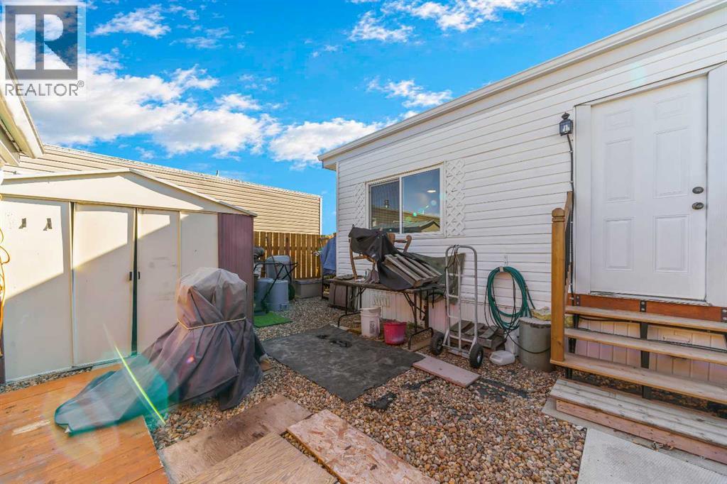 64, 2248 Southview Drive SE