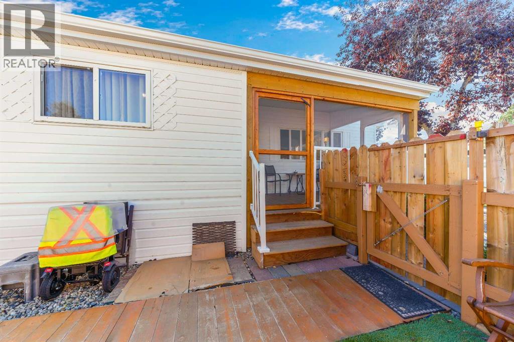 64, 2248 Southview Drive SE