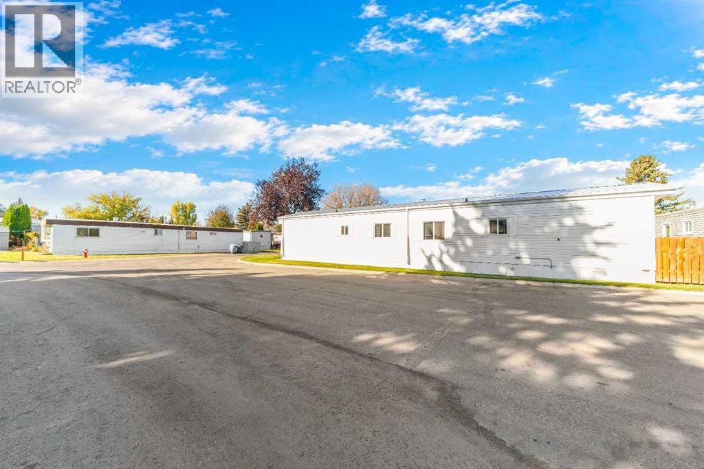 64, 2248 Southview Drive SE