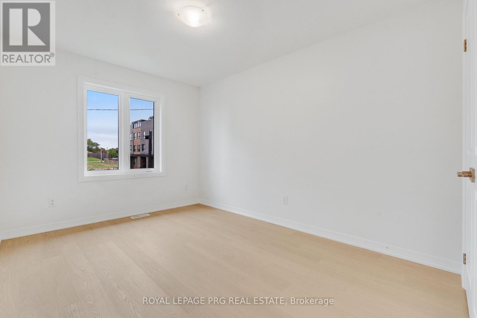 6631 Cropp Street, Niagara Falls, Ontario  L2E 0B9 - Photo 28 - X14087338