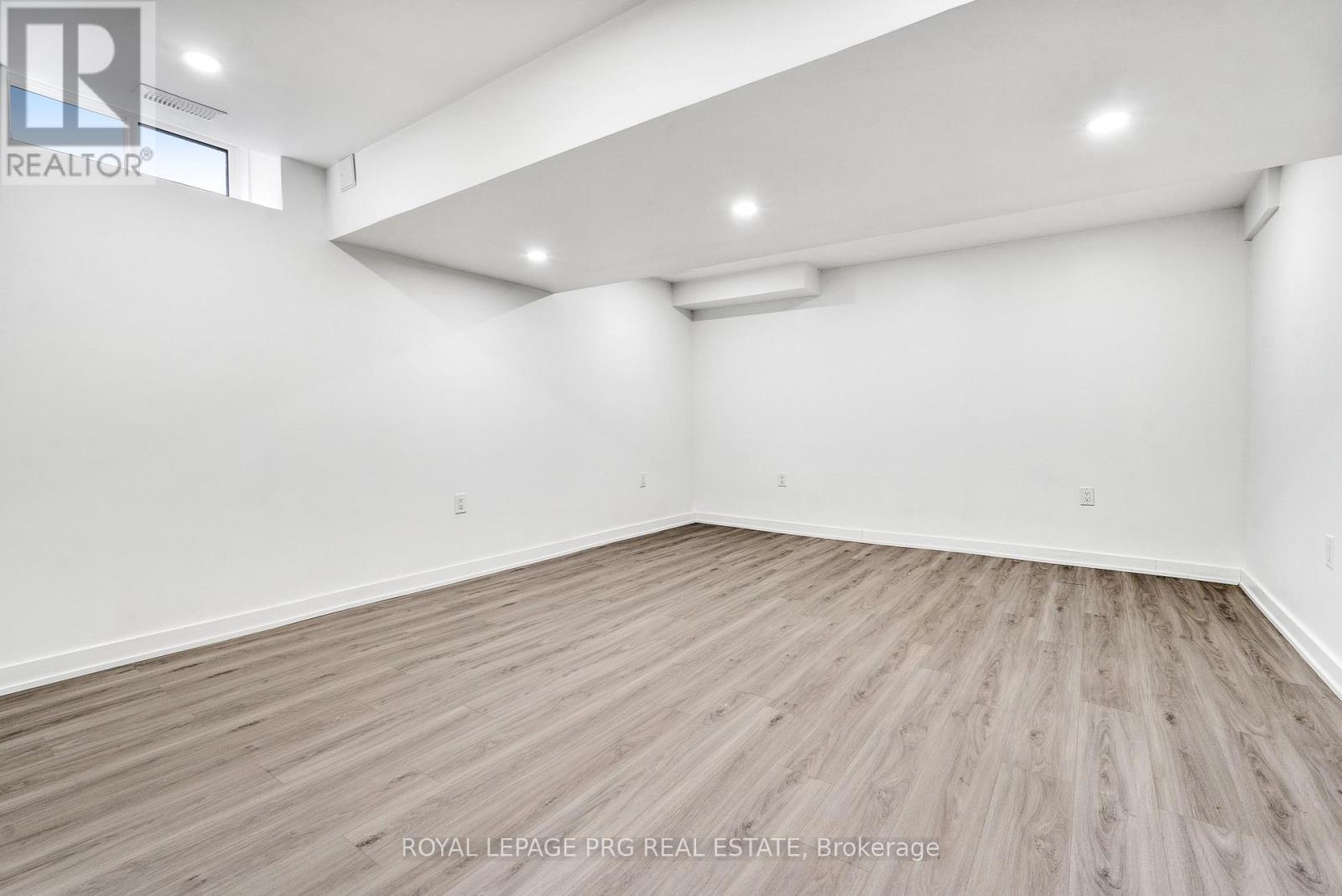 6631 Cropp Street, Niagara Falls, Ontario  L2E 0B9 - Photo 33 - X14087338