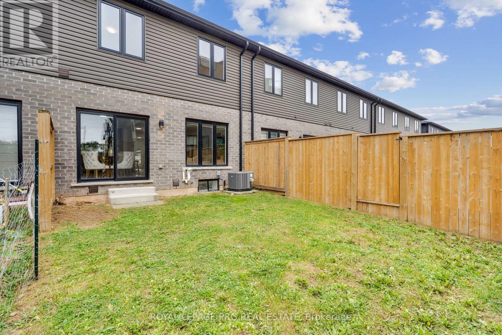 6631 Cropp Street, Niagara Falls, Ontario  L2E 0B9 - Photo 35 - X14087338