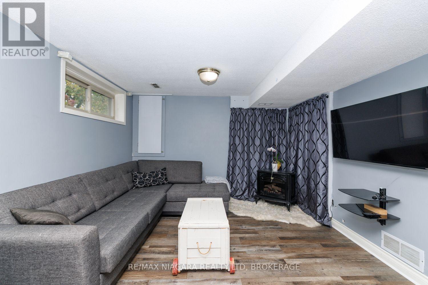 3360 Baker Crescent, Niagara Falls, Ontario  L2J 3L9 - Photo 17 - X14091150