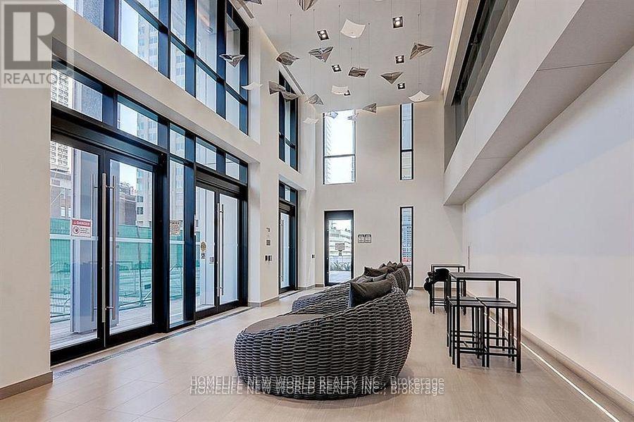 2904 - 1 Yorkville Avenue, Toronto, Ontario  M4W 1L1 - Photo 21 - C14091154