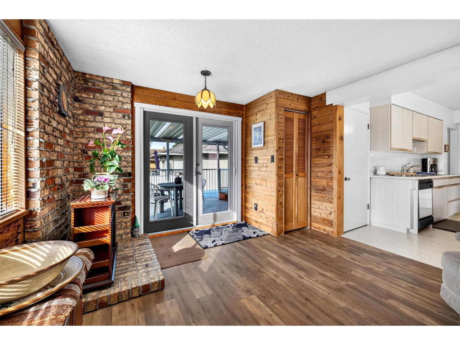 12614 102 Avenue, Surrey, British Columbia  V3V 3E4 - Photo 15 - R3175836