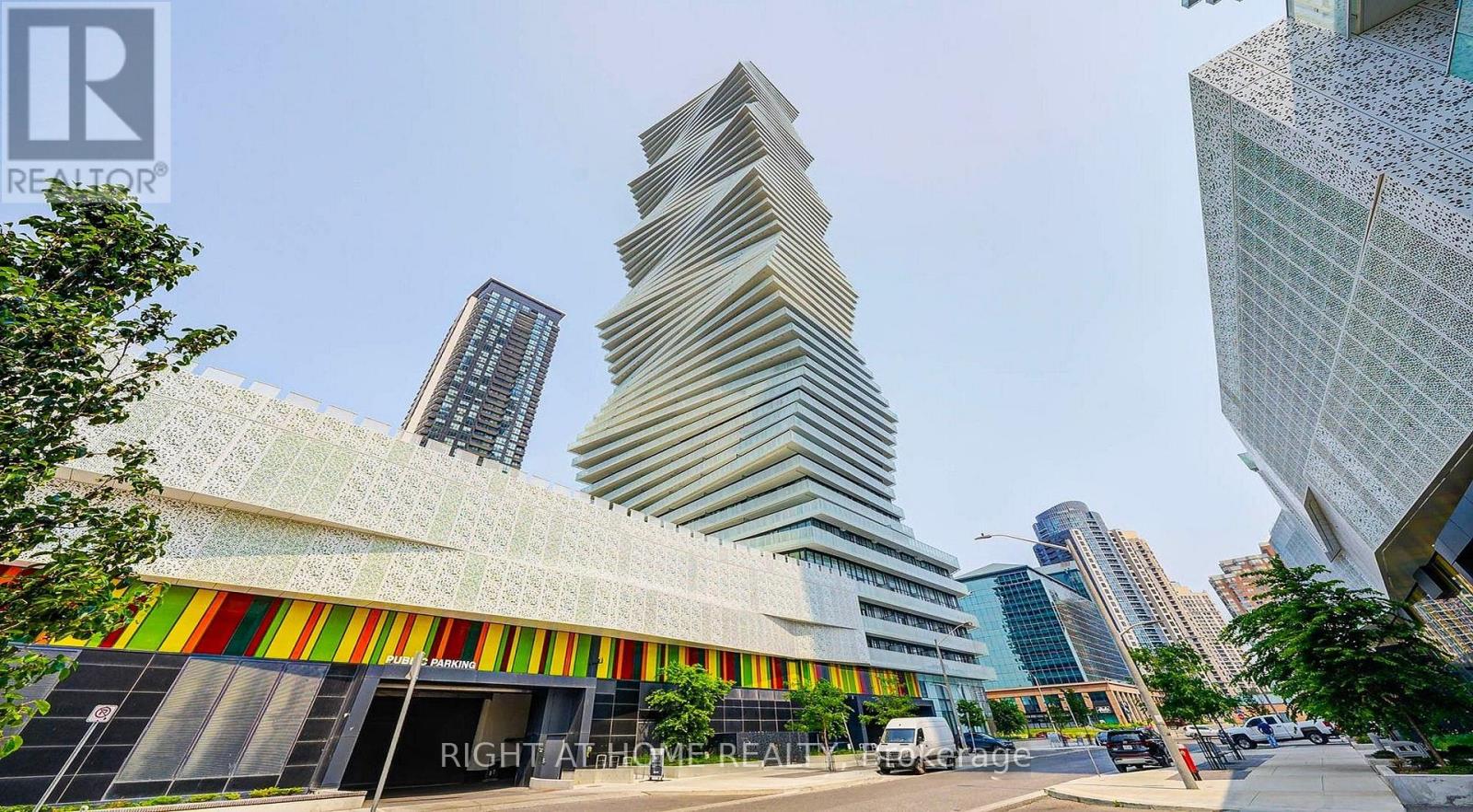 6001 - 3900 CONFEDERATION PARKWAY, Mississauga, Ontario