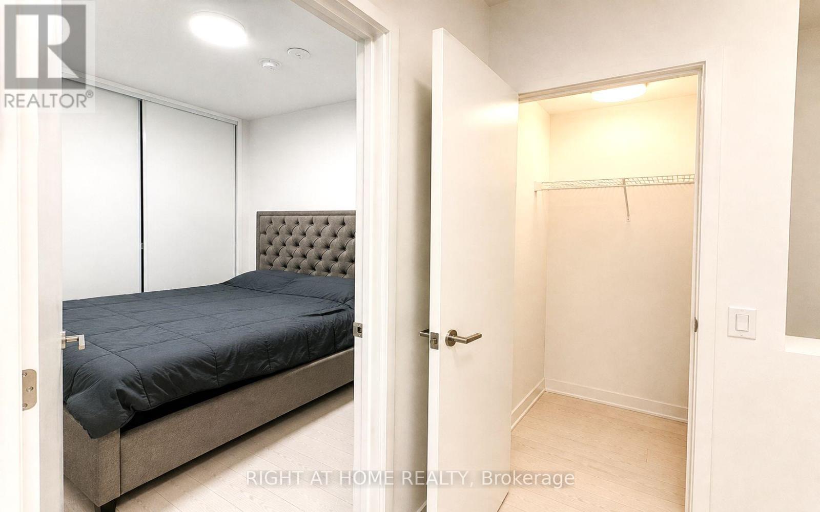 6001 - 3900 Confederation Parkway, Mississauga, Ontario  L5B 0M3 - Photo 23 - W14091140