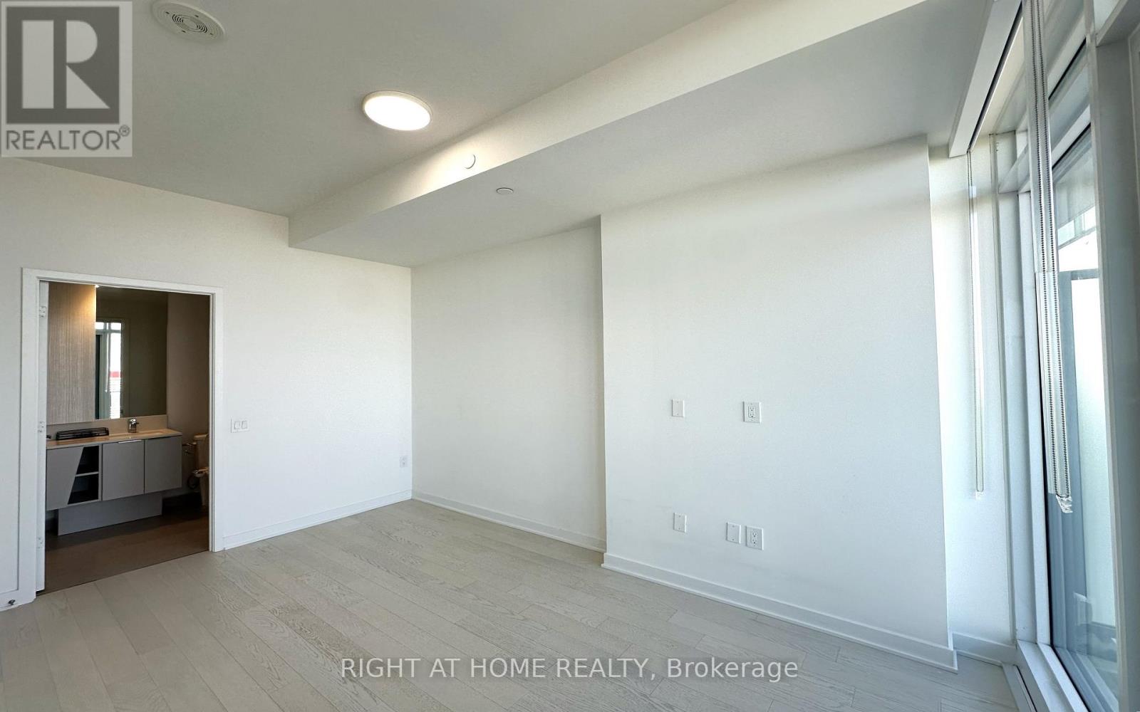 6001 - 3900 Confederation Parkway, Mississauga, Ontario  L5B 0M3 - Photo 25 - W14091140