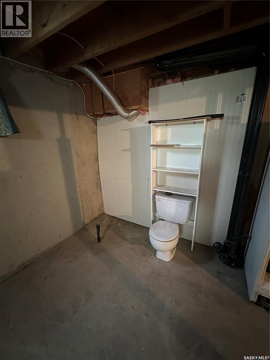110 Railway Avenue, Rosthern, Saskatchewan  S0K 3R0 - Photo 19 - SK051155