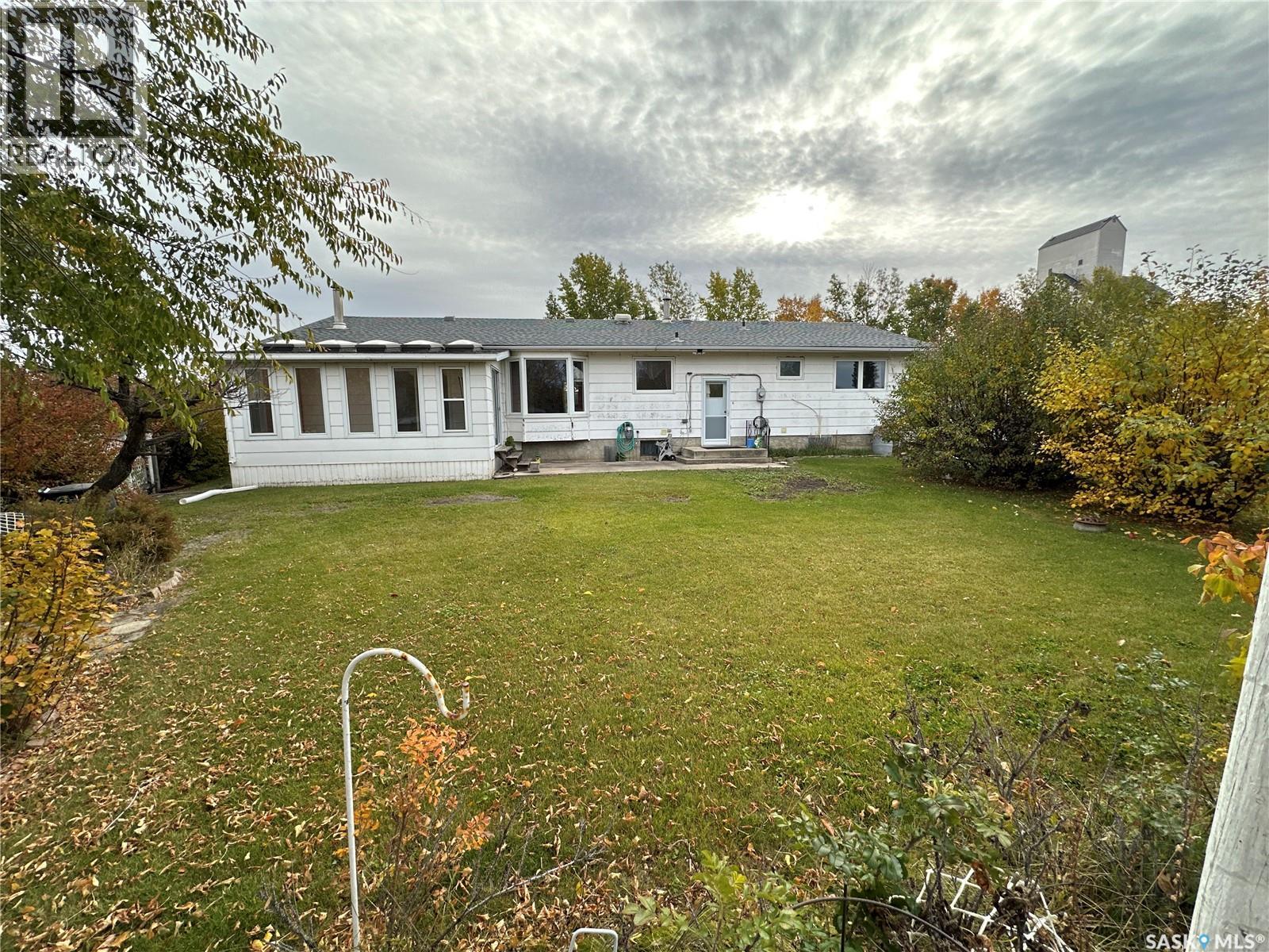 110 Railway Avenue, Rosthern, Saskatchewan  S0K 3R0 - Photo 27 - SK051155