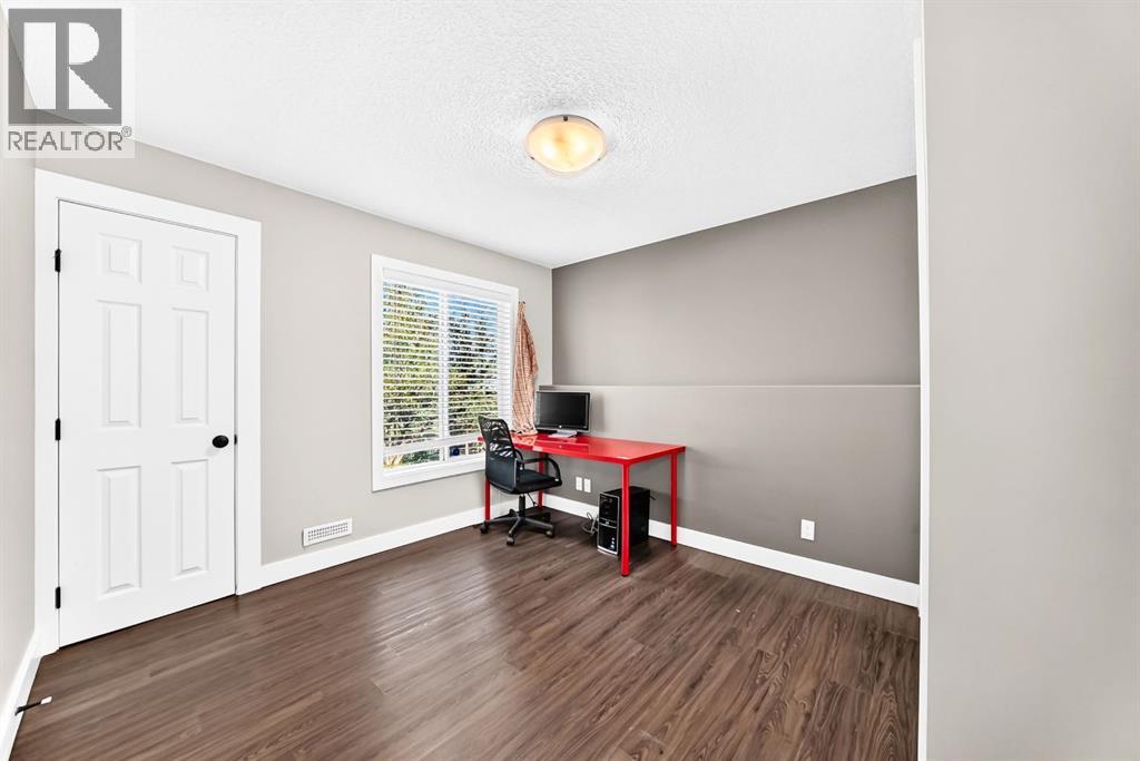255 Edgebrook Park NW, Calgary, Alberta  T3A 5T7 - Photo 33 - A2351393