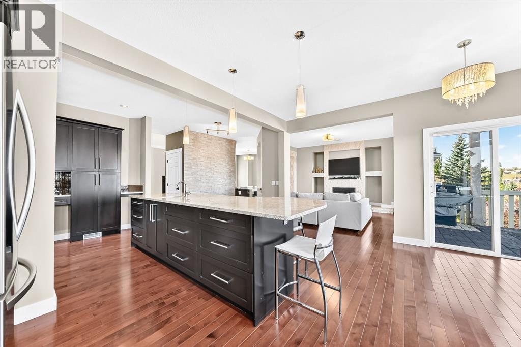 255 Edgebrook Park NW, Calgary, Alberta  T3A 5T7 - Photo 6 - A2351393