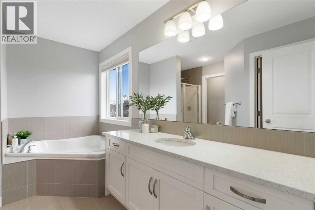 70 Canals Close Sw, Airdrie, Alberta  T4B 0S6 - Photo 32 - A2351758