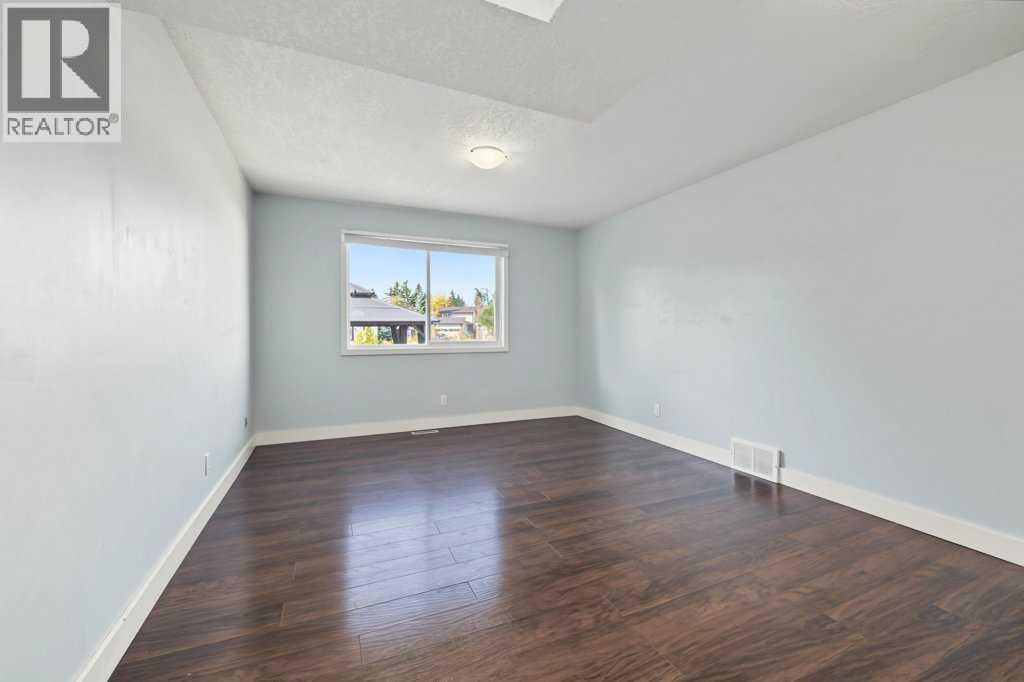 763 Ranchview Circle NW, Calgary, Alberta  T3G 1B1 - Photo 8 - A2351513