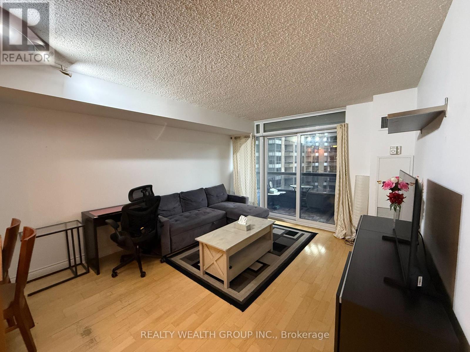 1017 - 15 Northtown Way, Toronto, Ontario  M2N 7A2 - Photo 10 - C14091172